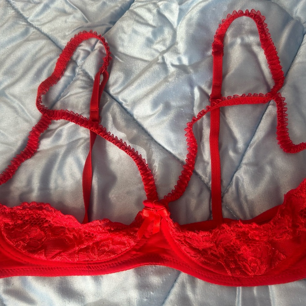 Victoria's Secret Red Lace Strappy Bra